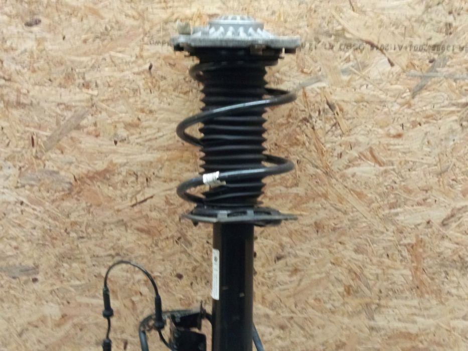 BMW F30 F31 Zwrotnica Amortyzator Wahacz Prawa PRZÓD Kpl