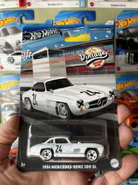 Hot wheels vintage racing club mercedes 300 SL