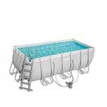 Piscina com pouco uso
