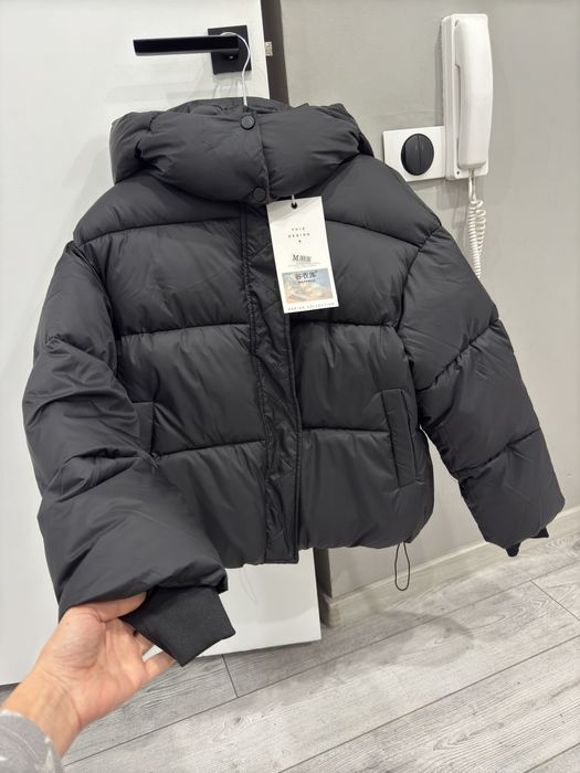 Тепла куртка пуховик