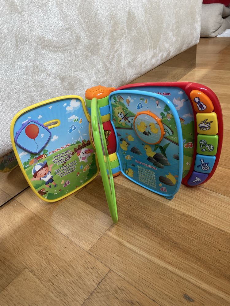 Livro musical bebés