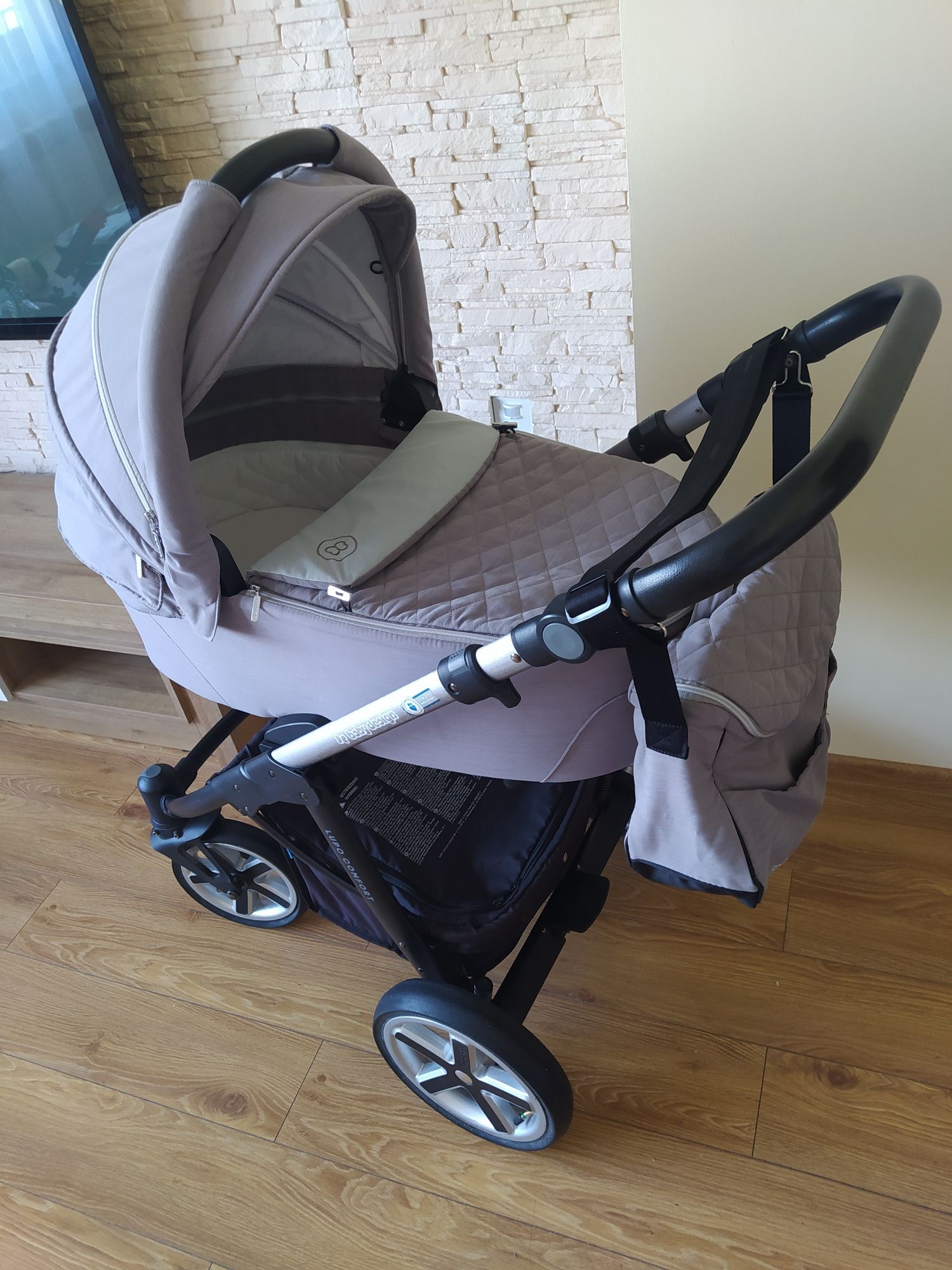 Wózek 2w 1 Baby Designe Lupo Comfort Limited Edition 02 Satin,szary