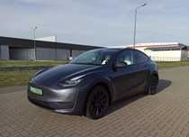 Tesla Y