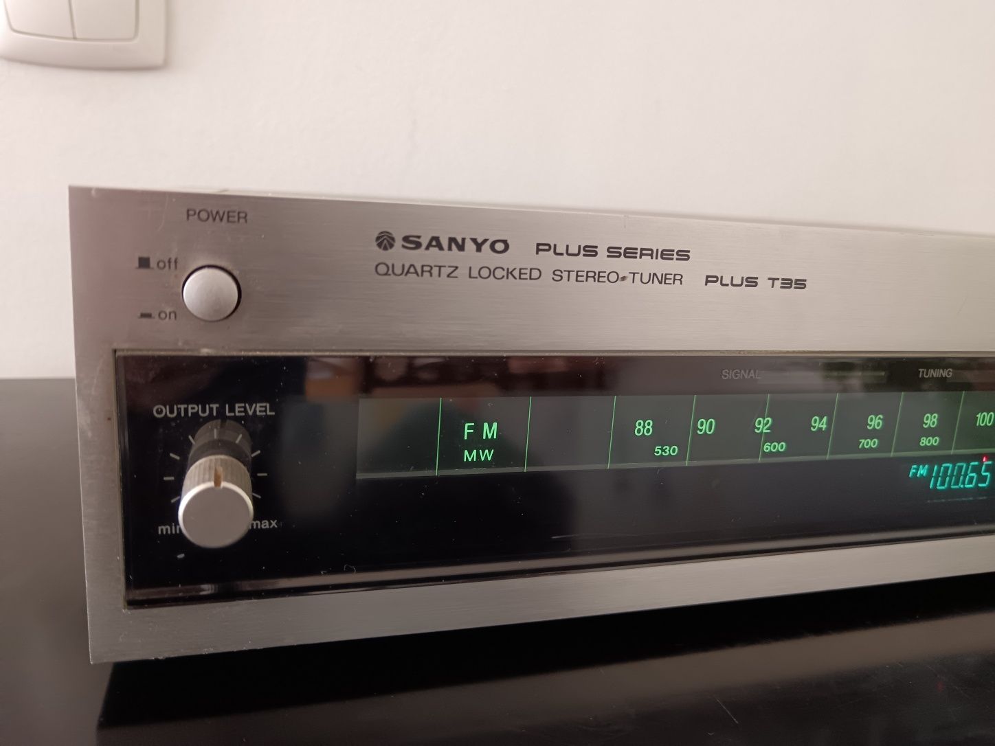 Sanyo Plus T-35 - sintonizador / tuner