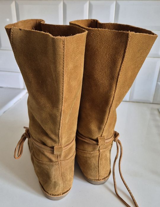 1050 zł w salonie GUDRUM SJODEN roz. 40 skóra naturalna w całości NOWE