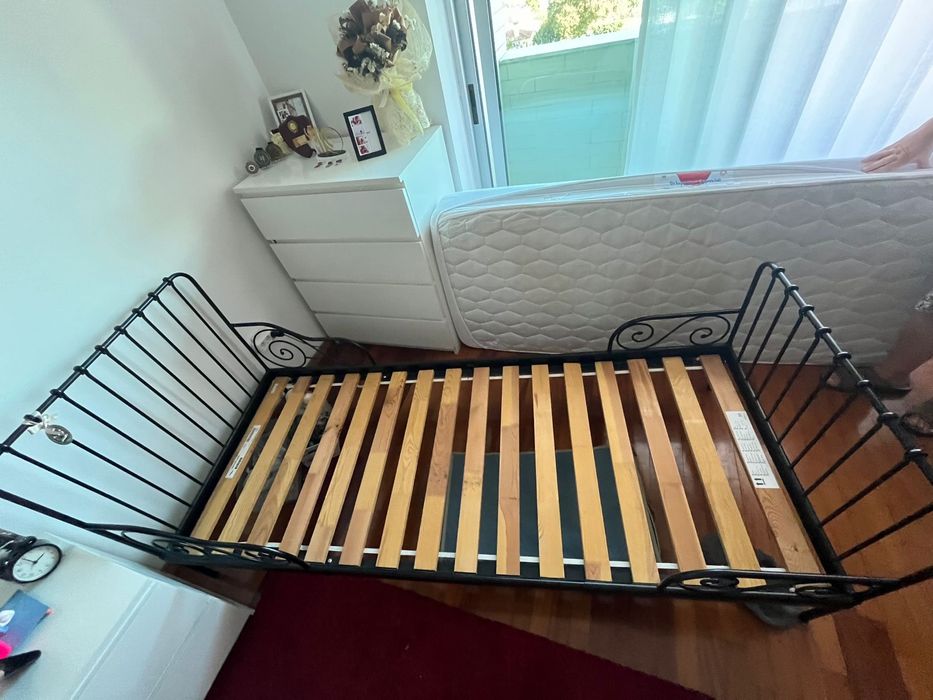 Cama Solteiro IKEA - Colchão Incluído