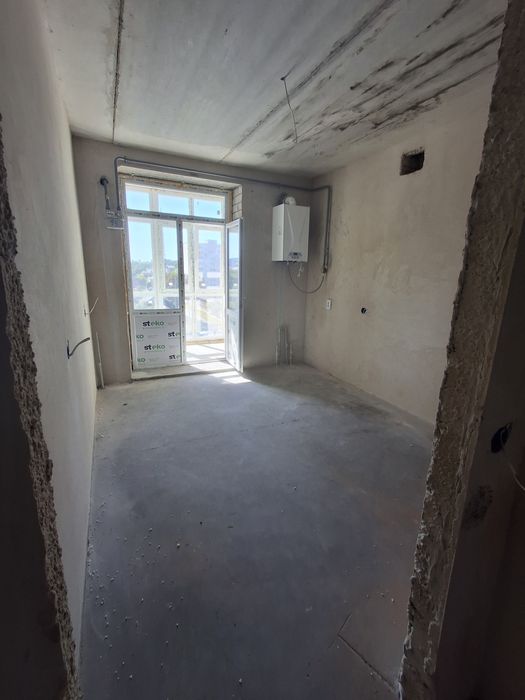 Новобудова 54м2  ЦЕНТР Продам 1 кім квартиру