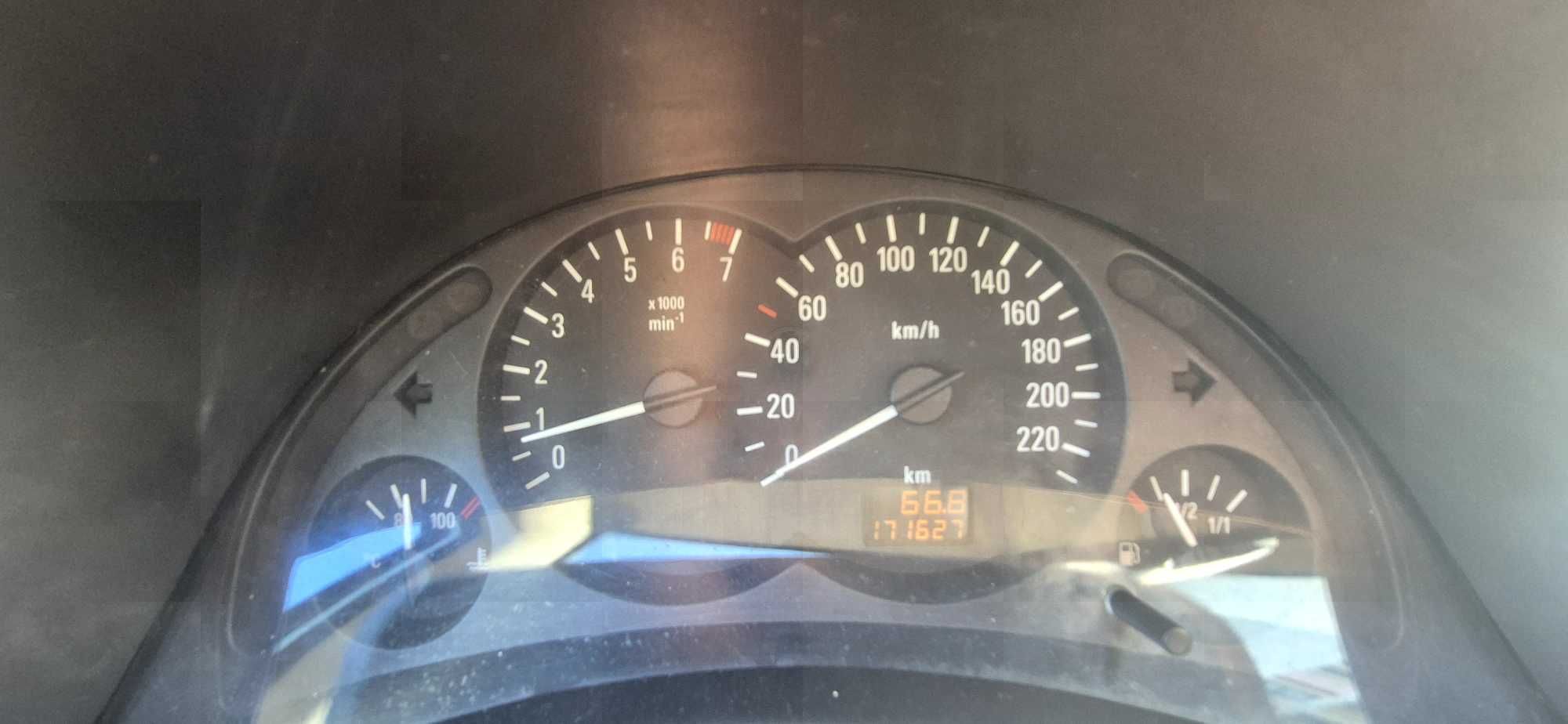 Opel Corsa Azul 2001