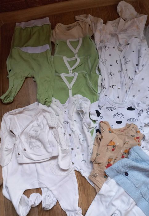 Пакет одягу для новонароджених. Бодіки, костюмчики