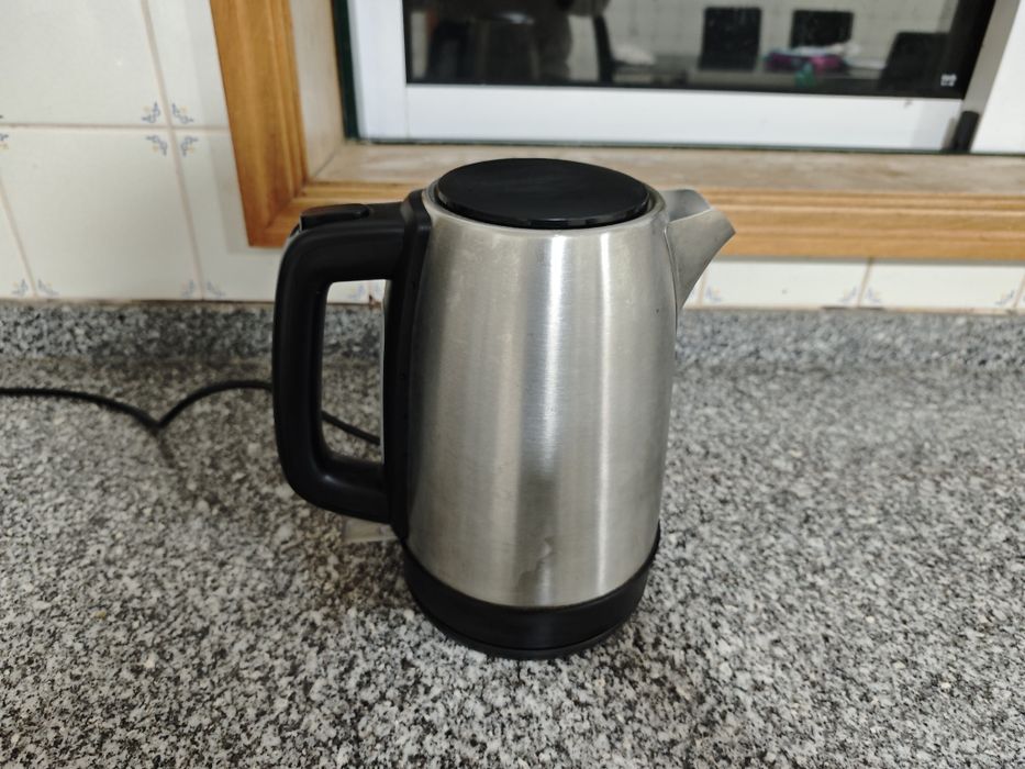 Chaleira Elétrica Philips Aço inoxidável HD9350