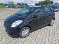 sprzedam toyota yaris 1,3