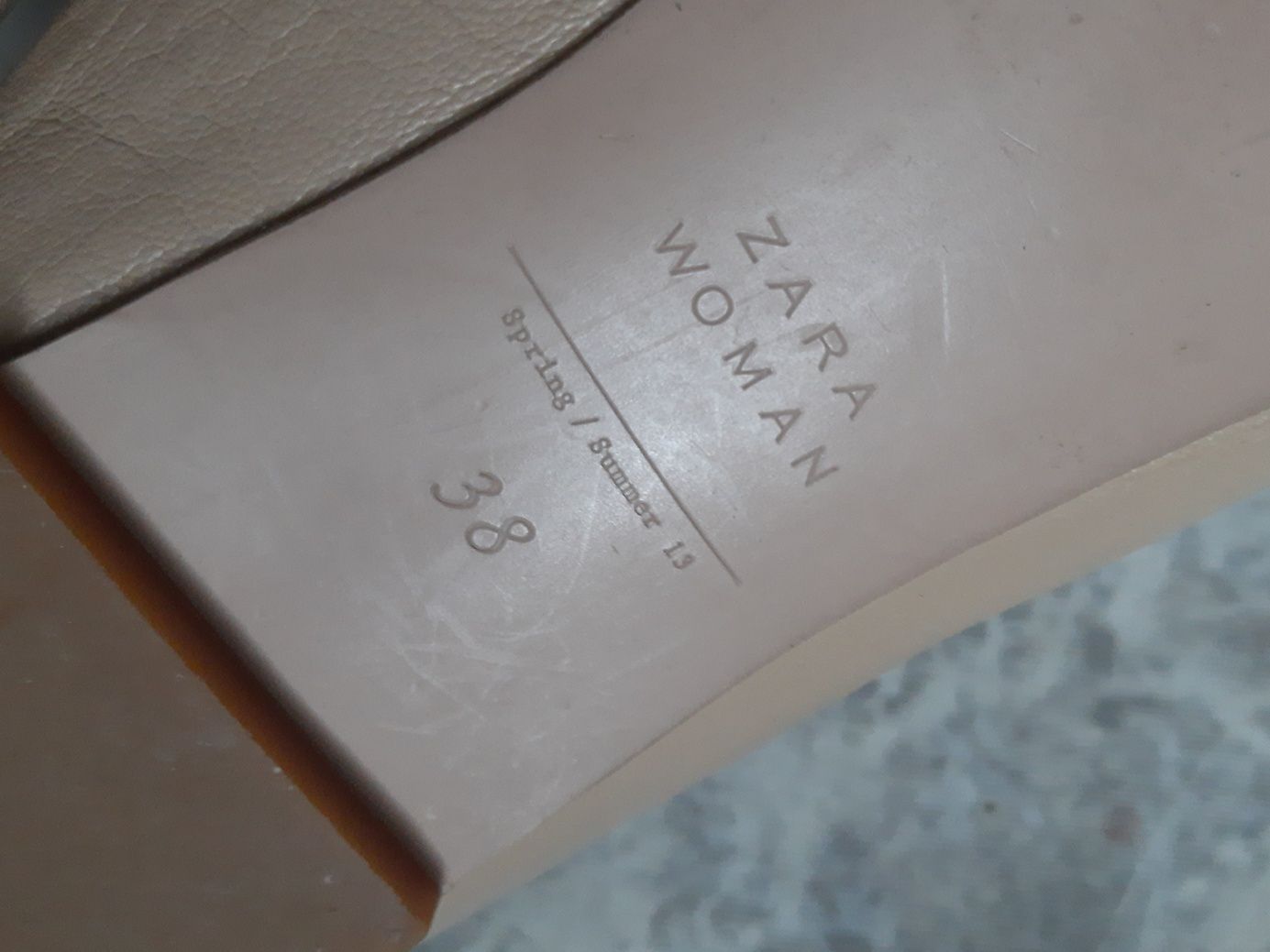 ZARA WOMAN beżowe skórzane baleriny 38