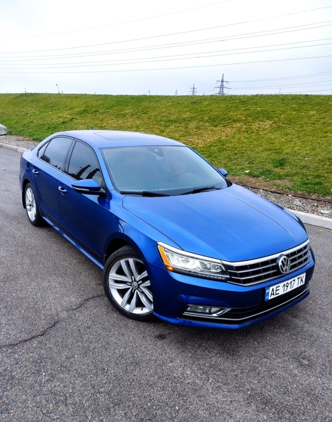 Продам Volkswagen Passat SELPremium