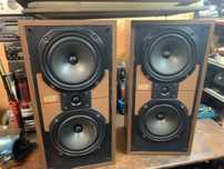 Colunas Kef Carina 2