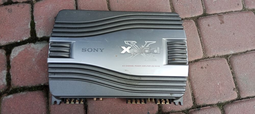 Wzmacniacze samochodowe Alpine V12 MRV-F345 + Sony Xplod XM-SD14X ?