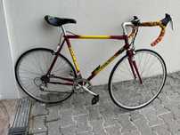 Bicicleta estrada/ ciclismo marca Courtois