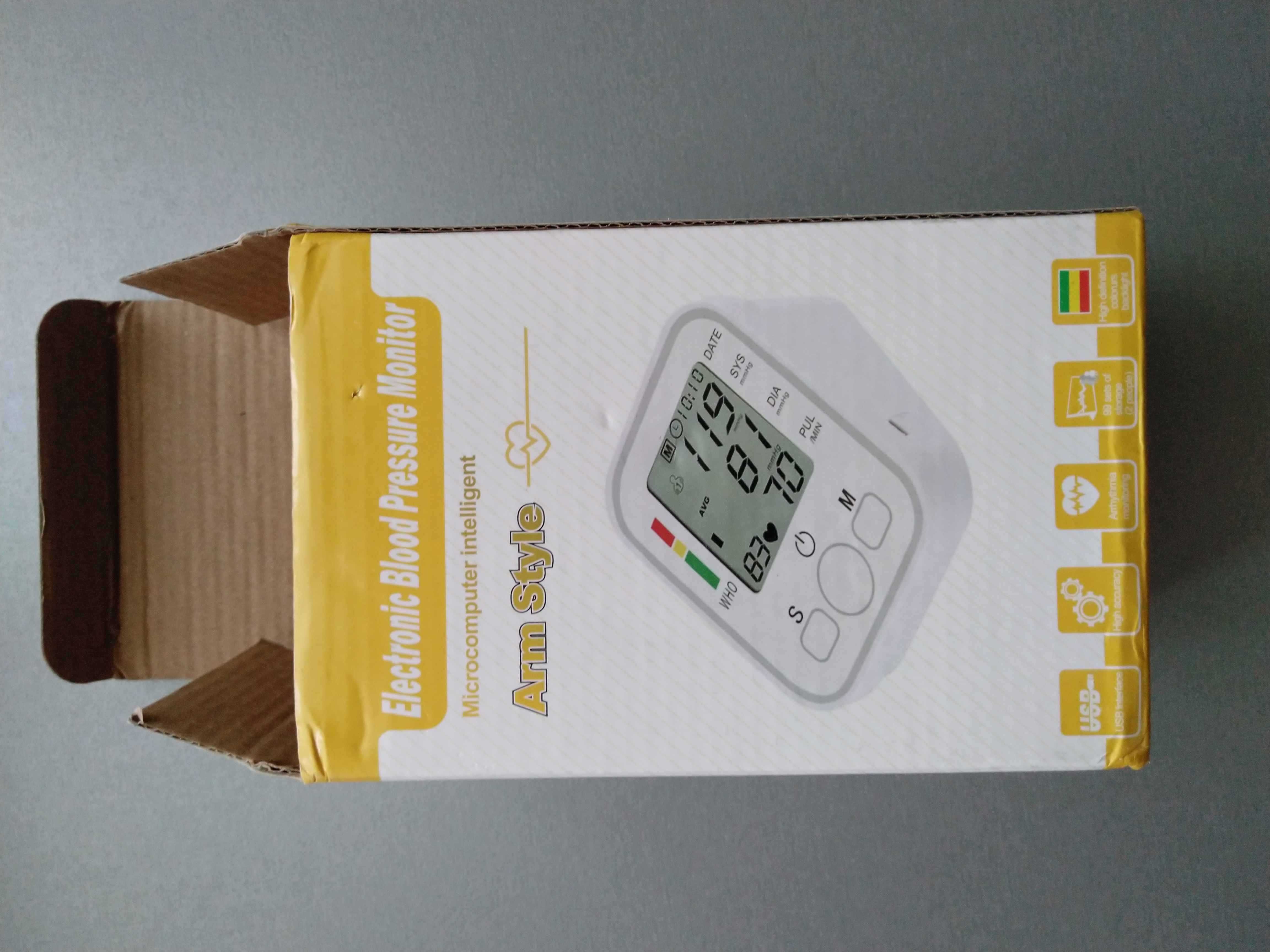 Тонометр автоматический (ААА х 4 или USB Type-C)