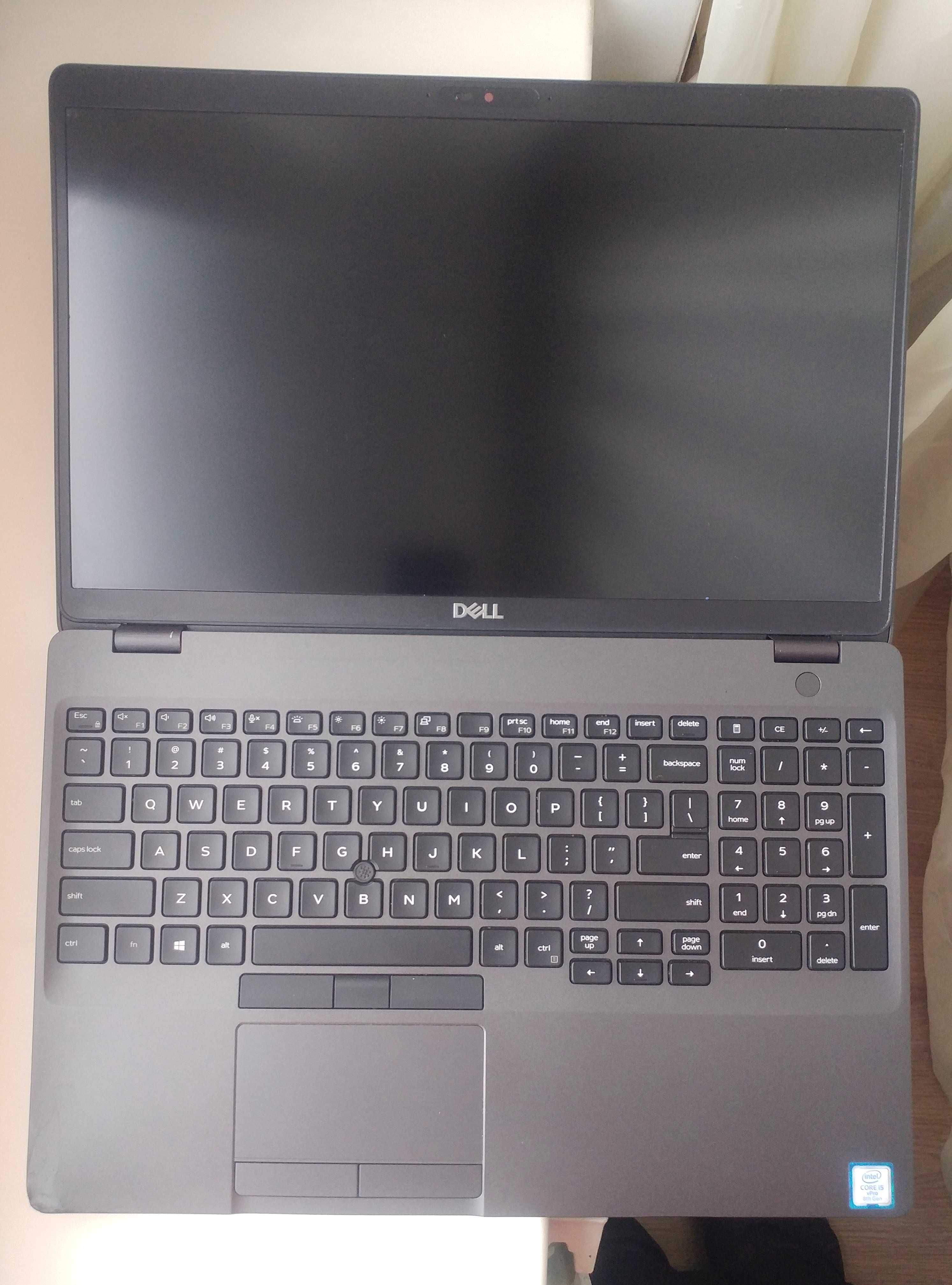 Dell Latitude 5500 15.6" i5-8365u 8GB ssd 256GB под ремонт детали