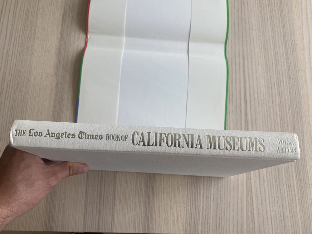 Книга Book of California Museums Музеи Калифорнии