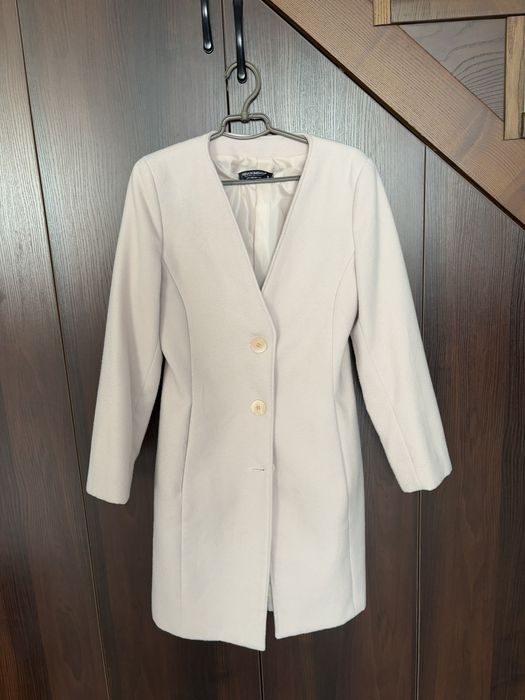 4 одиниці жіночий верхній одяг осінь-зима, xs-s-m