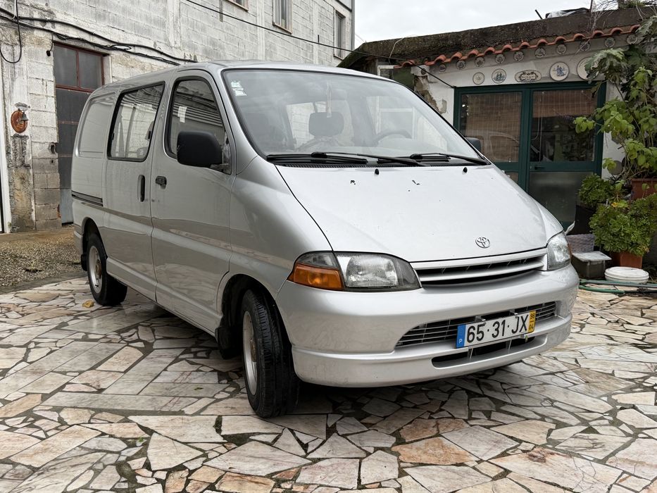 Toyota Hiace 1998 2.4 D