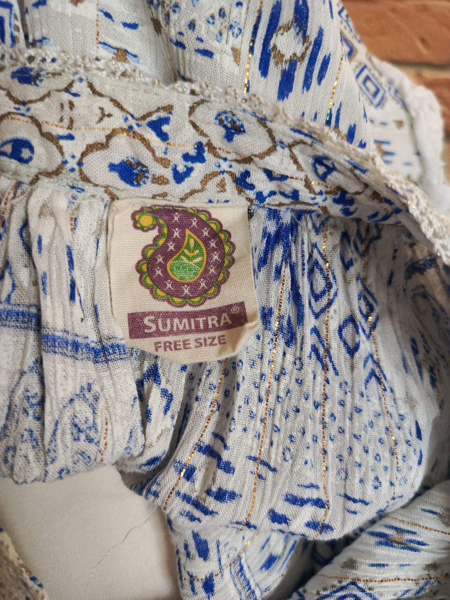 Sukienka boho Sumitra wiskoza koronka lurex haft paisley falbany one s