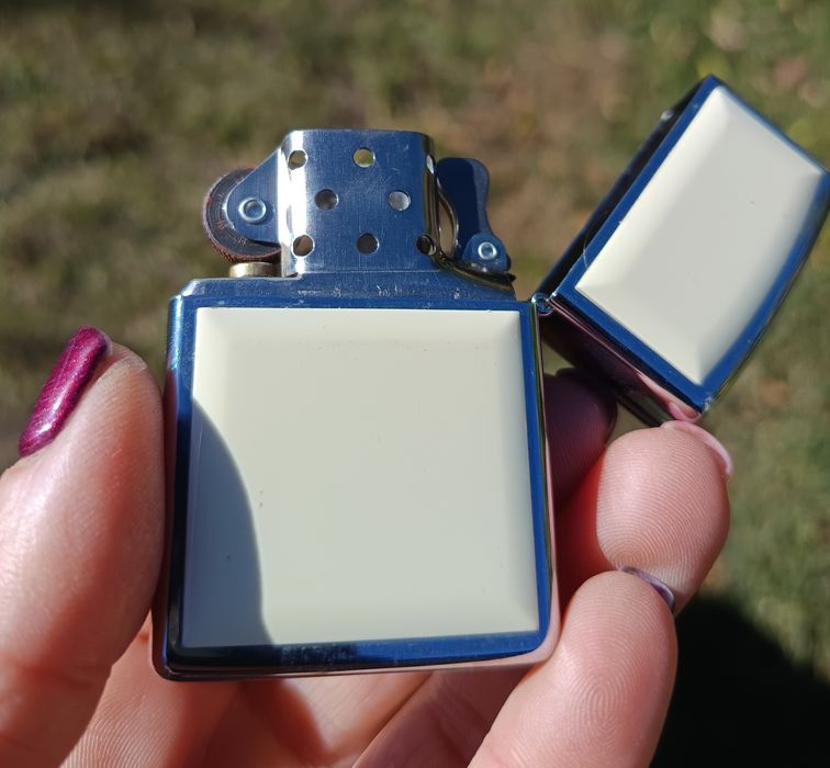 Isqueiro Zippo , navio e farol, poucas marcas de uso,