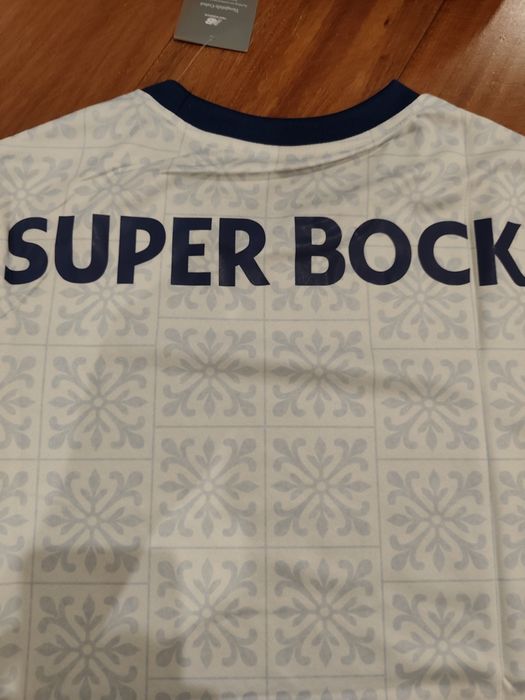 Camisola FC Porto inspiração na Ribeira