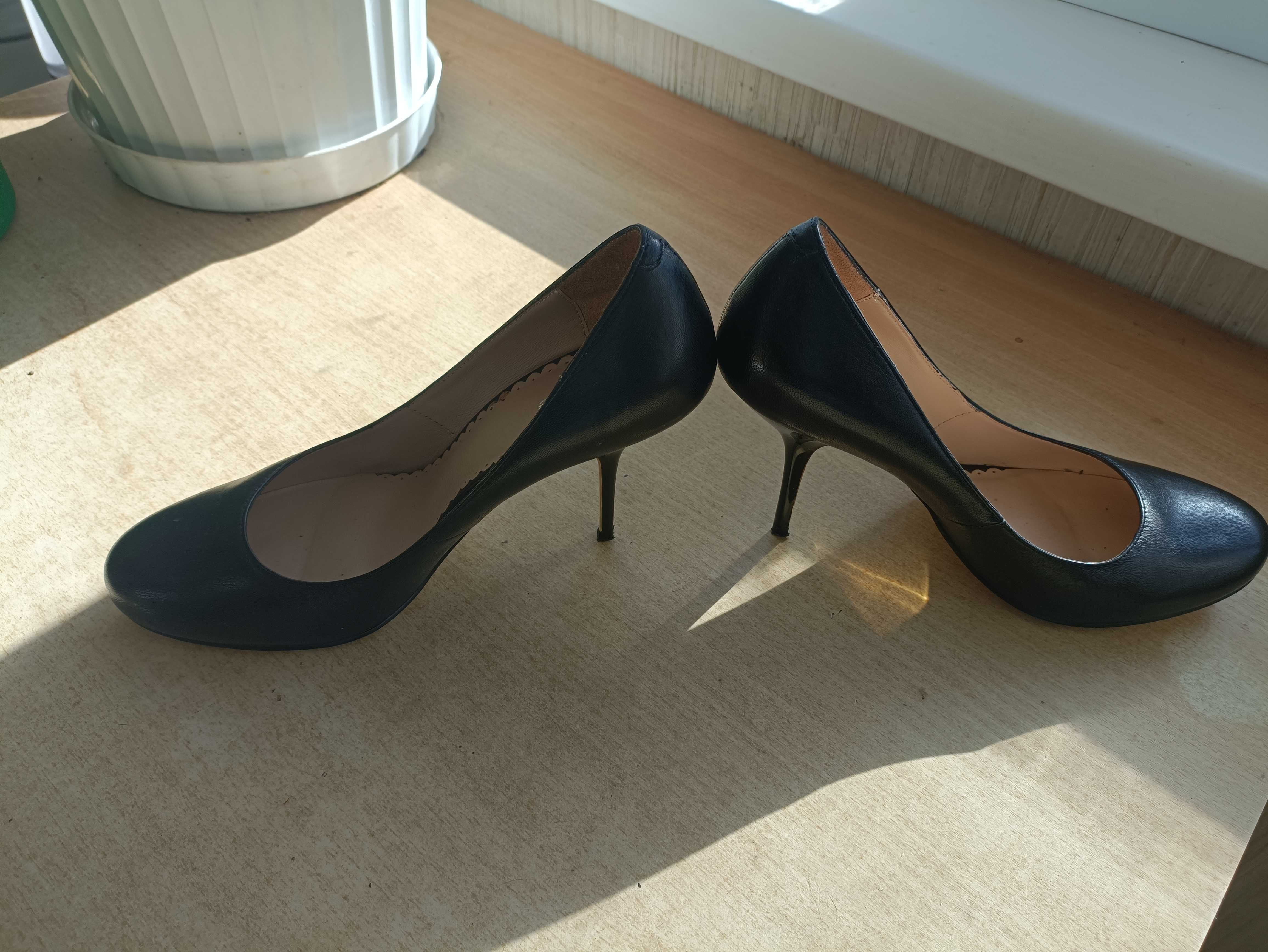Туфли женские на каблуке, размер 38 Мascotte.