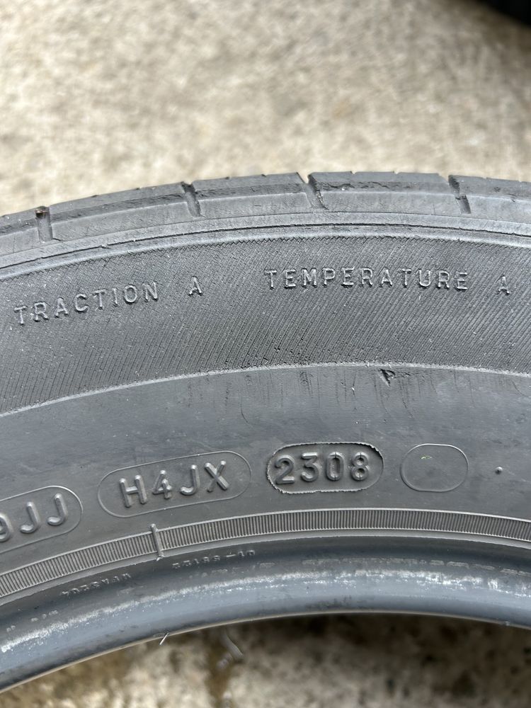 Opony letnie 235/55R16 Michelin 2 szt