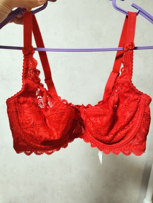 Бюстгальтери Lanny Mode чашка D,E