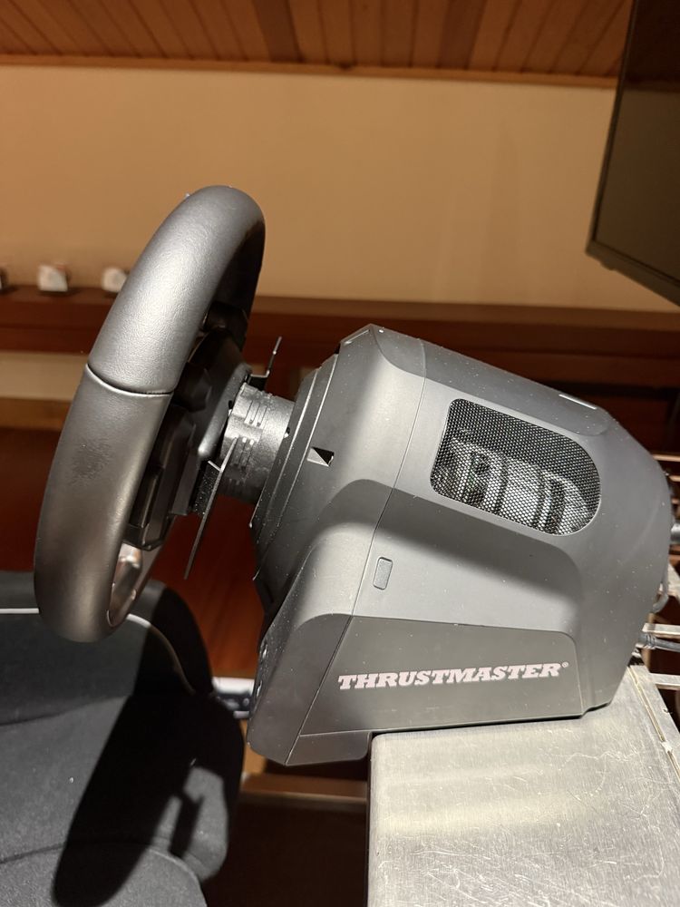 Base Thrustmaster T-GT