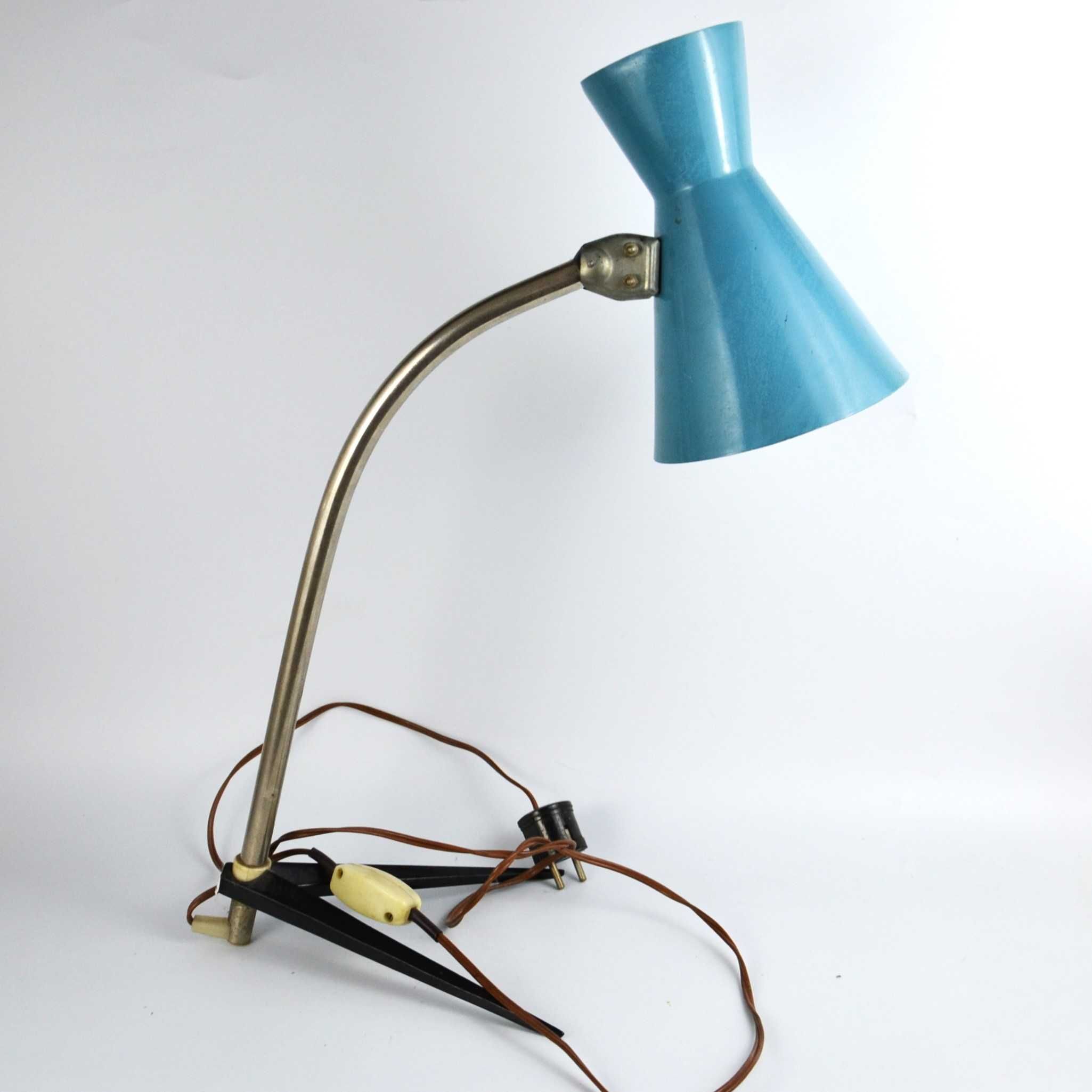 Metalowa niebieska lampa stołowa Węgry lata 50/60te