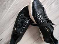 Damskie czarne trampki 37
