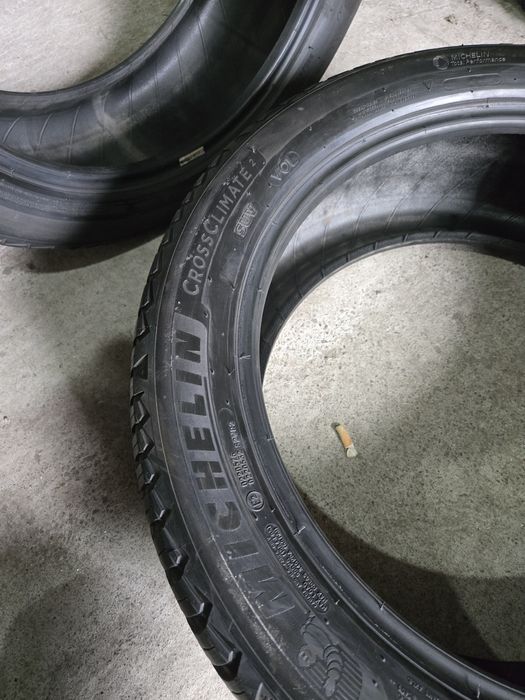255/45R19 Michelin CrossClimate 2