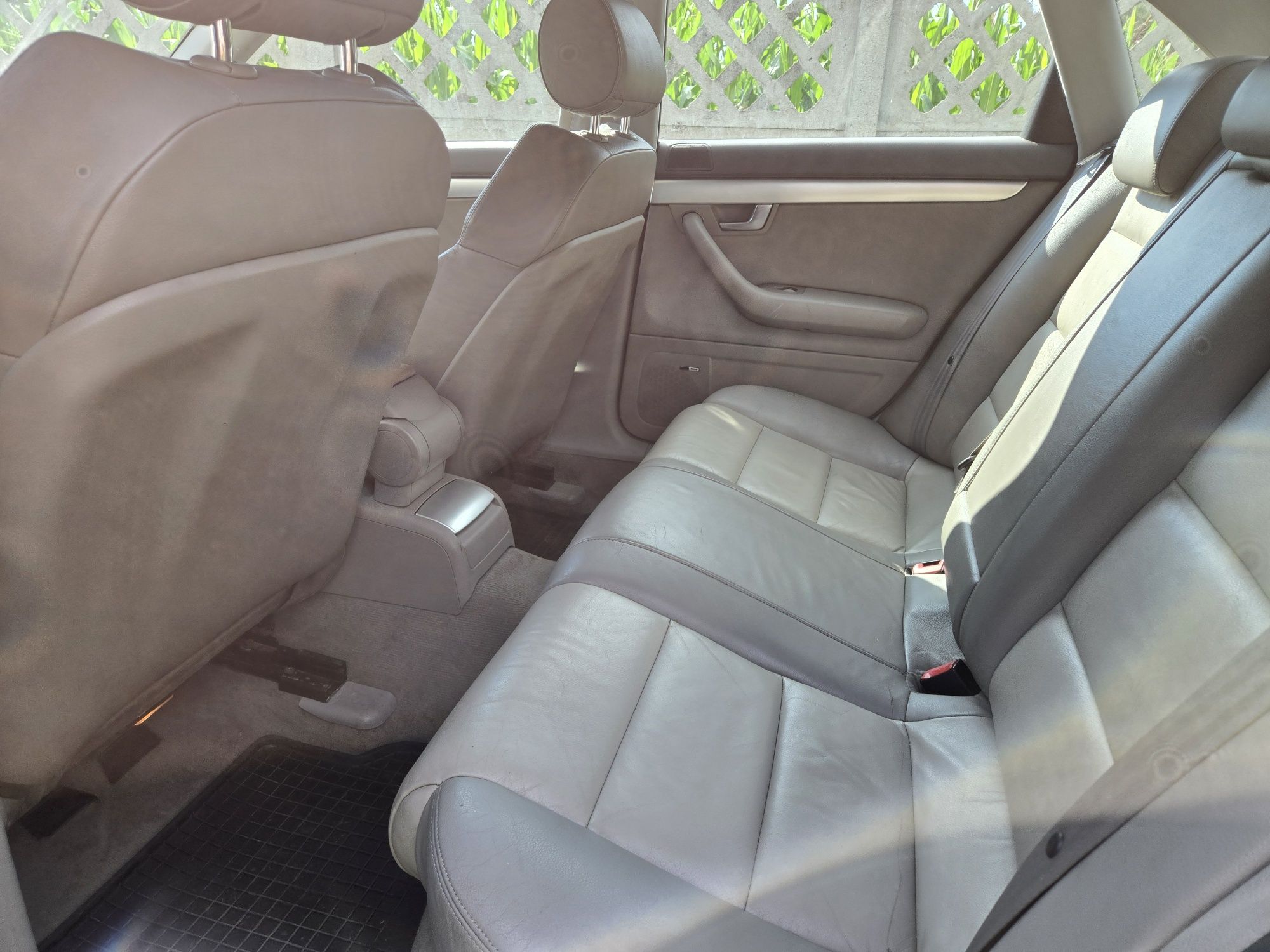 Audi a4 b7 s line