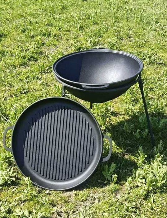 Казан чугунний 8,12,15,18л кришкою сковородою форми Wok