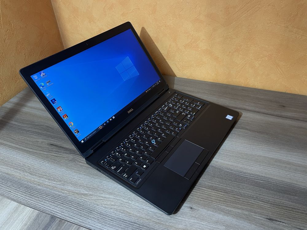 Потужний мультимедійний Dell 5580(i7-6820/Nvidia 2GB GDDR5/16DDR4/IPS)