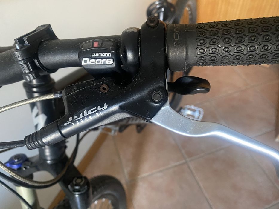 Bicicleta SPECIALIZED 26X2.00 ( L )