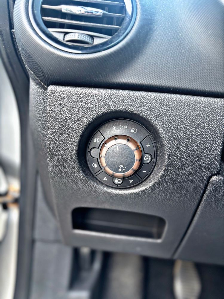 Opel Corsa Comercial 2009