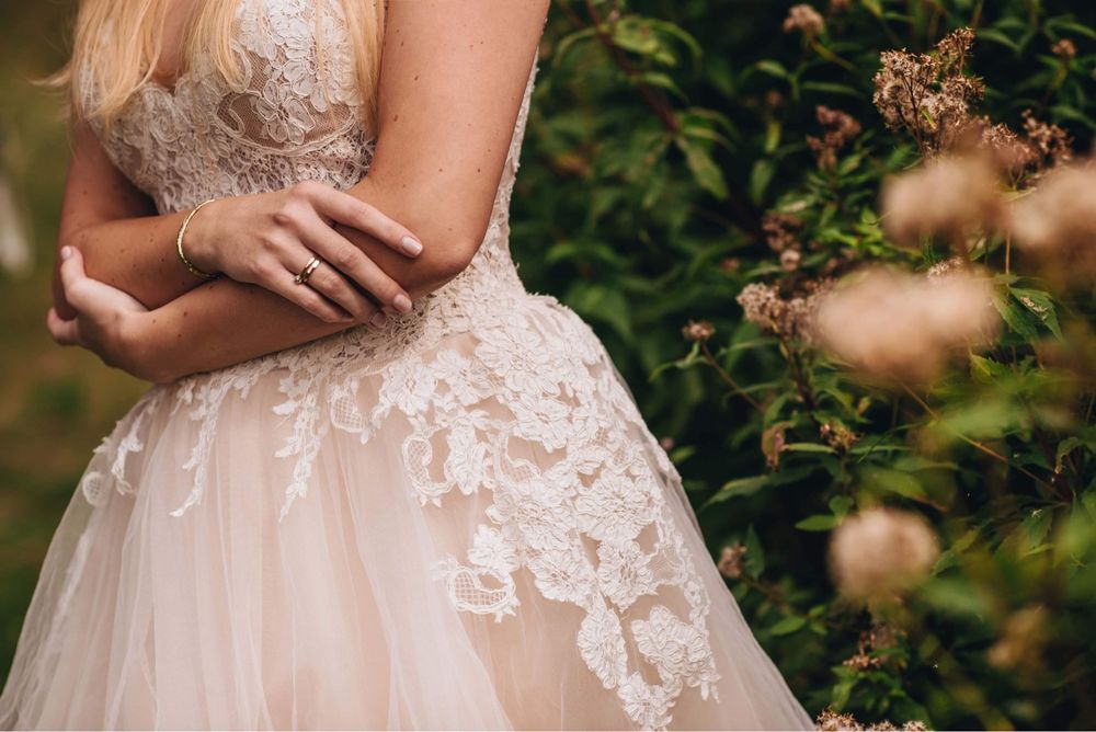 Romantyczna, boho suknia ślubna Adelfine