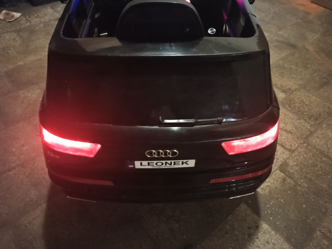 Auto na akumulator Audi Q7 quatro