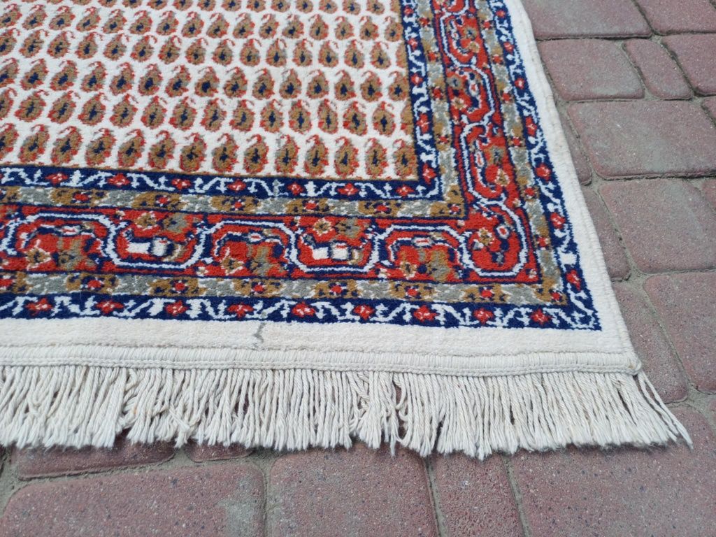 Wełniany orientalny chodnik tkany dywan 100cm x 156cm