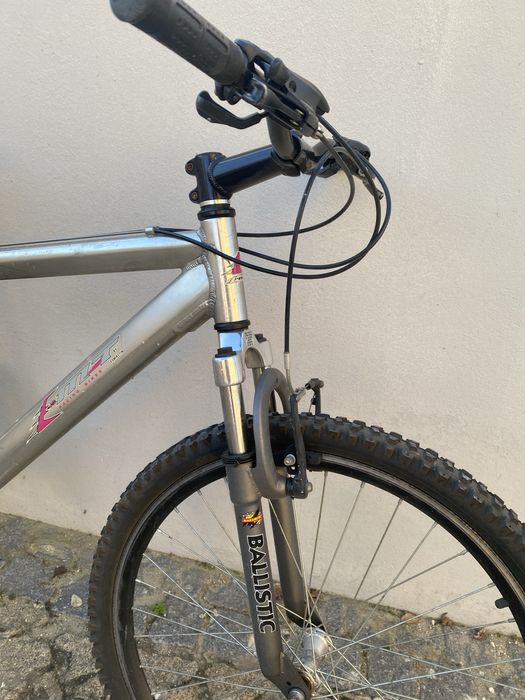 Bicicleta BTT Esmaltina