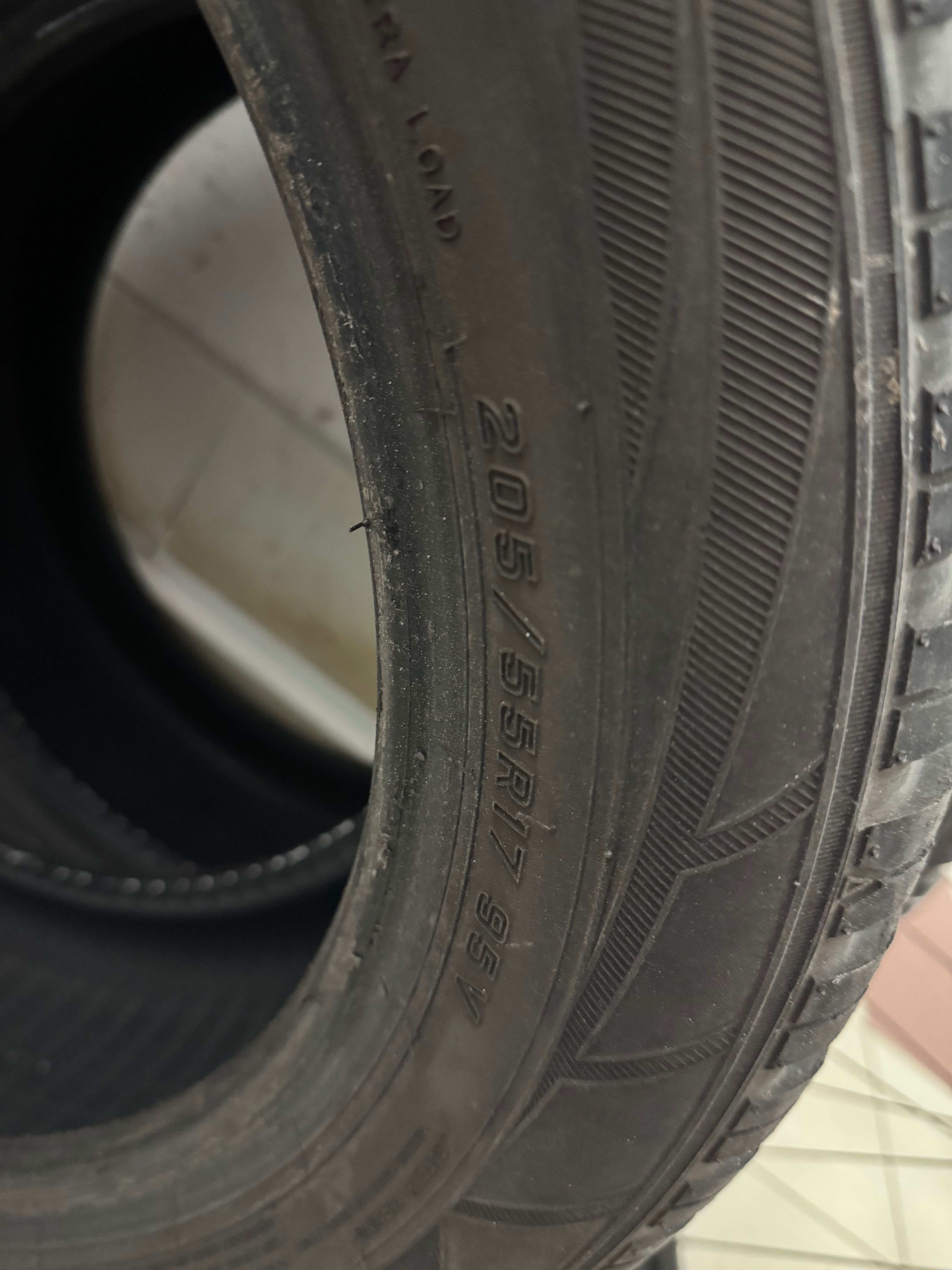 Opony zimowe Falken 205/55 R17