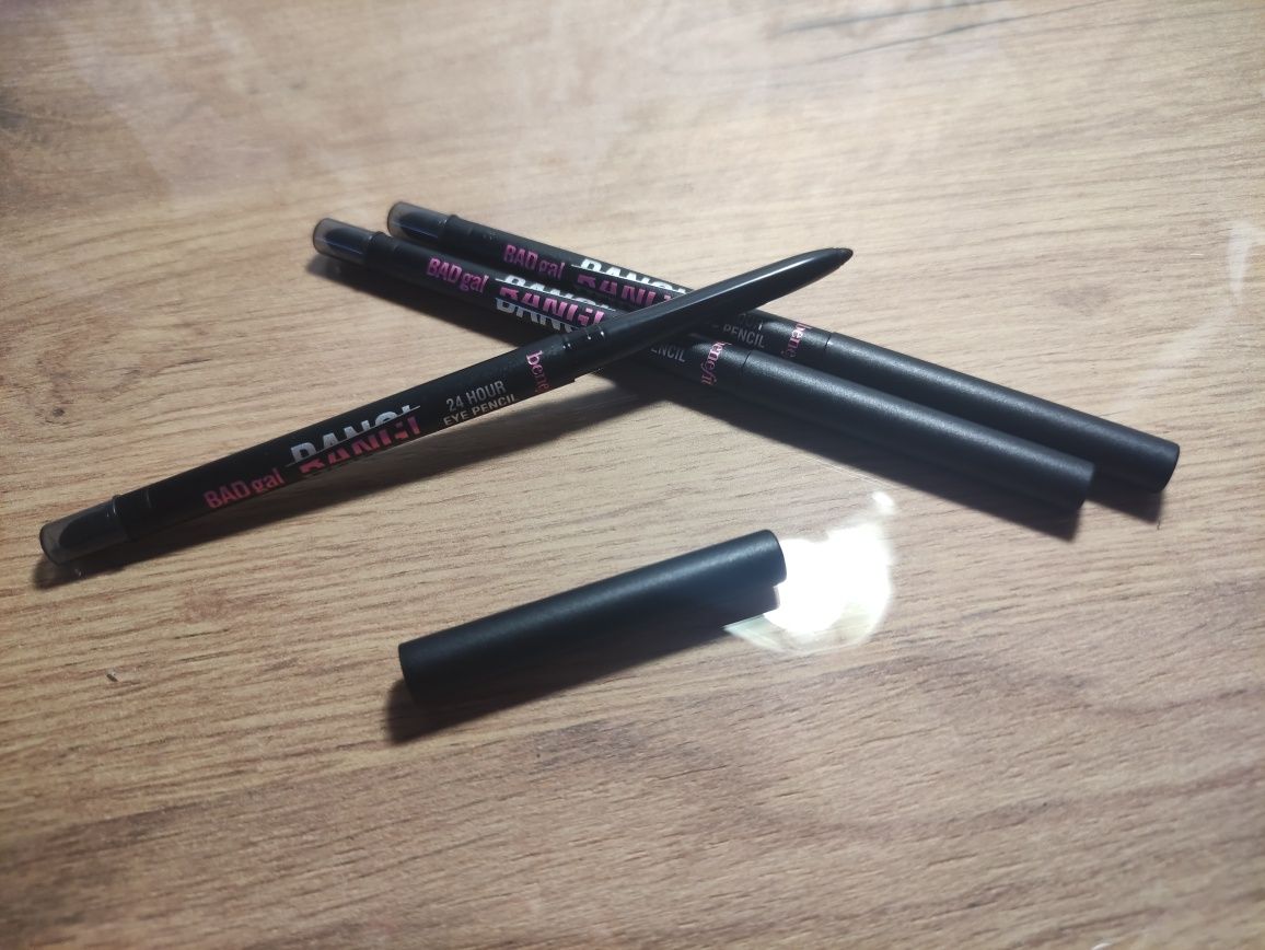 Підводка для очей Benefit BADgal BANG! Pitch black