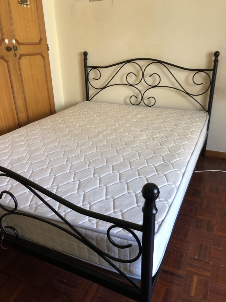 Cama casal mais colchão