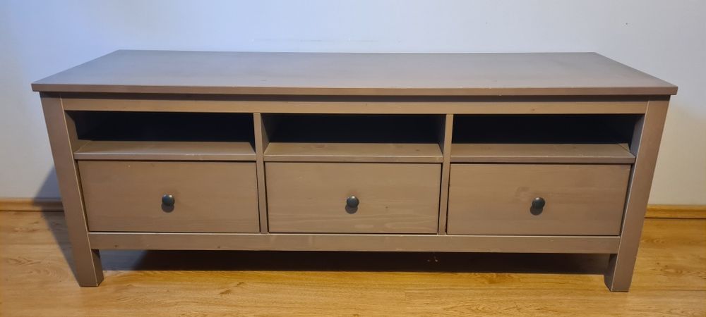 Komplet szafka rtv i półka ścienna Hemnes Ikea