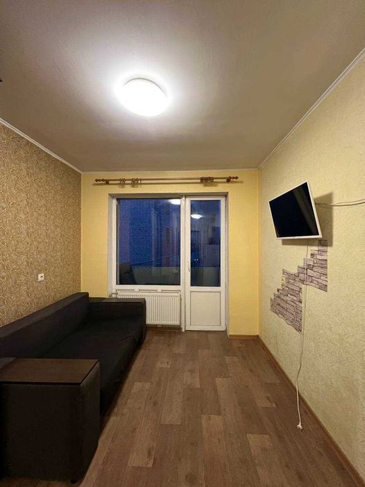 YY S4 Сдам смарт-квартиру Воробйові Гори вул. Чернівецька 5