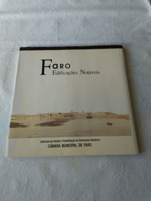 História . . . .